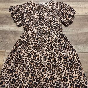 Chic Leopard Print Casual Dress